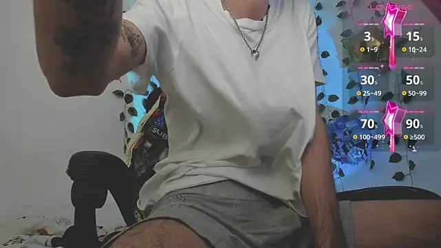 Snapshot of skinny_dann chatting on September 27, 2025, 2:18 am skinny dann online show from September 27, 2025, 2:18 am