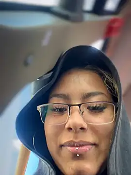 Snapshot of Katta_ossa chatting on June 26, 2026, 9:53 pm Katta ossa online show from June 26, 2026, 9:53 pm
