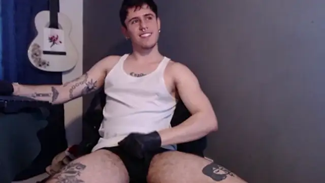 Snapshot of Antonello_Vannucci chatting on January 11, 2026, 5:20 pm Antonello Vannucci online show from January 11, 2026, 5:20 pm