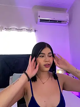 Snapshot of Lily_Woodz chatting on June 16, 2026, 7:14 pm Lily Woodz online show from June 16, 2026, 7:14 pm