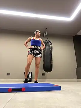 AlejandritaMilano online show from February 1, 2026, 12:09 am