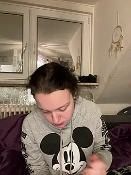 milabandolero online show from January 18, 2025, 8:09 pm