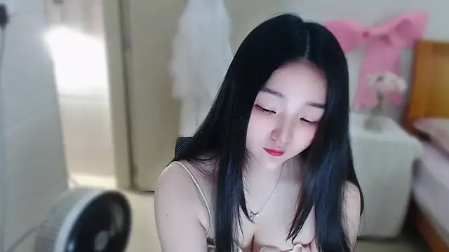 xiao-xiao-D online show from March 22, 2026, 5:00 am