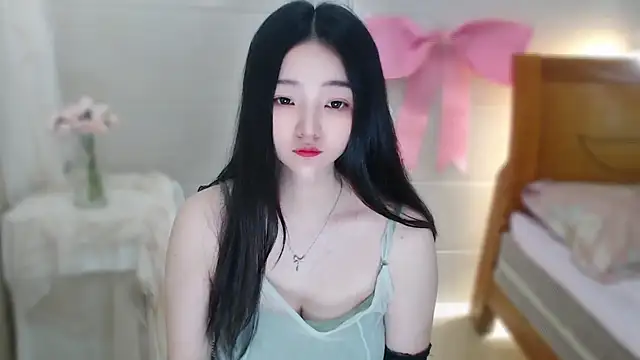 xiao-xiao-D online show from April 4, 2026, 2:51 am