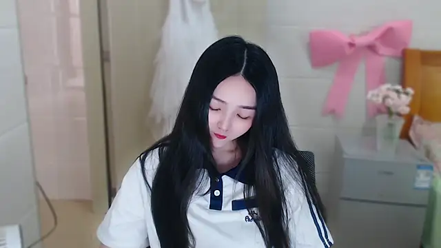 xiao-xiao-D online show from March 20, 2026, 4:46 am