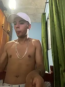 Snapshot of gu_ga_7 chatting on March 12, 2025, 6:00 pm gu ga 7 online show from March 12, 2025, 6:00 pm