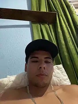 Snapshot of gu_ga_7 chatting on January 15, 2025, 7:12 pm gu ga 7 online show from January 15, 2025, 7:12 pm