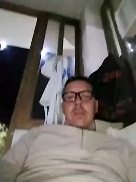 dogvzlano online show from December 18, 2024, 8:20 am