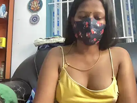 Tamil Sanjana  online show from June 1, 2026, 8:41 pm