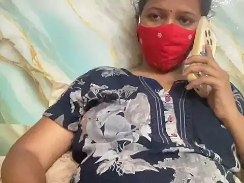 Tamil Sanjana  online show from March 31, 2026, 5:09 am