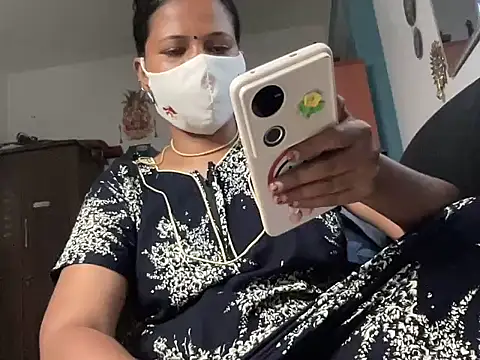 Tamil Sanjana  online show from April 9, 2026, 3:19 am