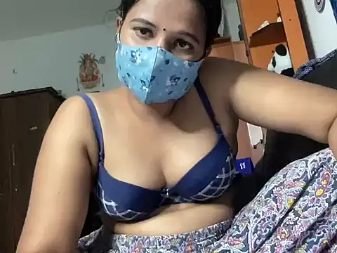 Snapshot of Tamil_Sanjana_ chatting on November 10, 2025, 5:29 pm Tamil Sanjana online show from November 10, 2025, 5:29 pm