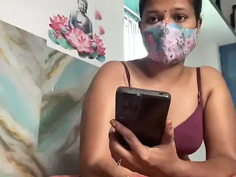 Snapshot of Tamil_Sanjana_ chatting on November 2, 2025, 7:13 am Tamil Sanjana online show from November 2, 2025, 7:13 am