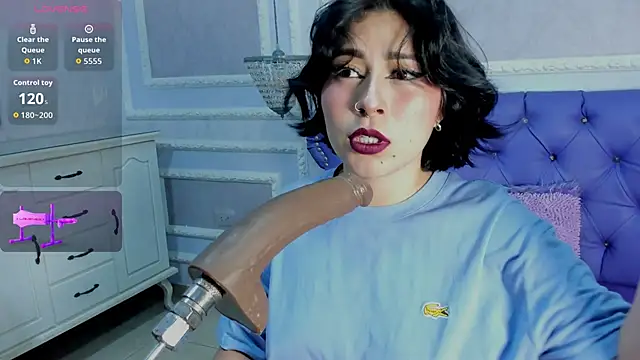 Snapshot of Lily_Martinez chatting on November 2, 2025, 7:46 am Lily Martinez online show from November 2, 2025, 7:46 am