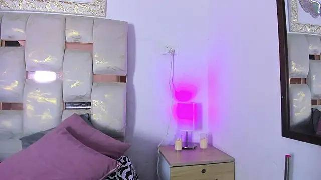 Samantha Good online show from November 29, 2025, 3:17 am