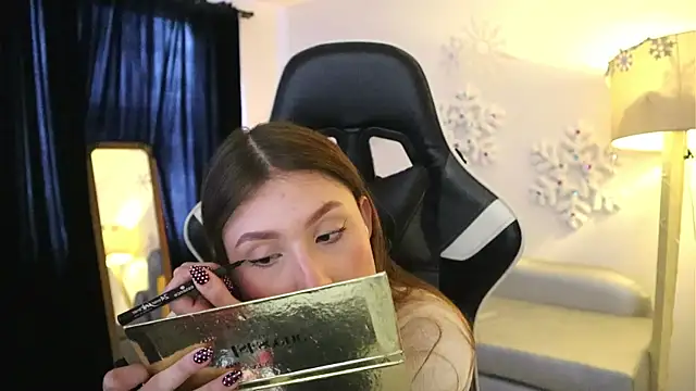 Snapshot of Daisha_Riley chatting on December 3, 2025, 1:54 pm Daisha Riley online show from December 3, 2025, 1:54 pm