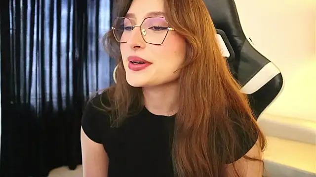 Snapshot of Daisha_Riley chatting on November 18, 2025, 2:53 pm Daisha Riley online show from November 18, 2025, 2:53 pm