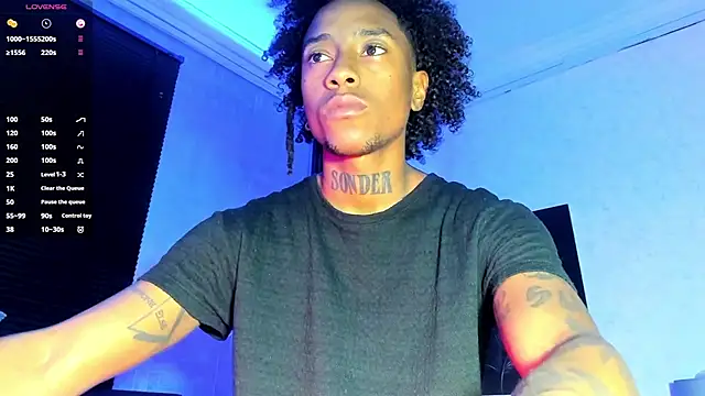 Snapshot of JhonyMiller_ chatting on October 24, 2025, 7:02 pm JhonyMiller online show from October 24, 2025, 7:02 pm