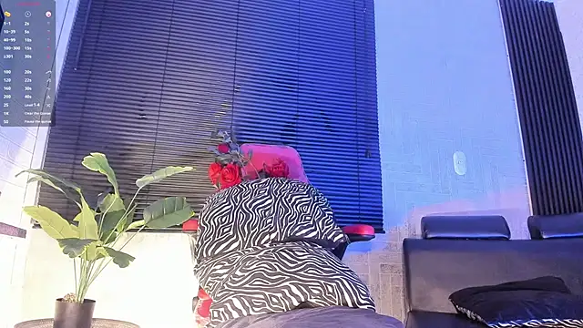 Snapshot of JhonyMiller_ chatting on November 13, 2025, 8:35 pm JhonyMiller online show from November 13, 2025, 8:35 pm