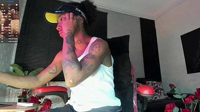 Snapshot of JhonyMiller_ chatting on November 30, 2025, 7:47 pm JhonyMiller online show from November 30, 2025, 7:47 pm