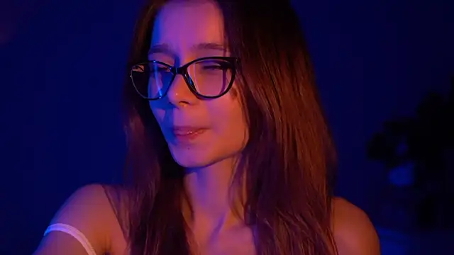 Hi my name is online show from April 18, 2026, 7:58 pm