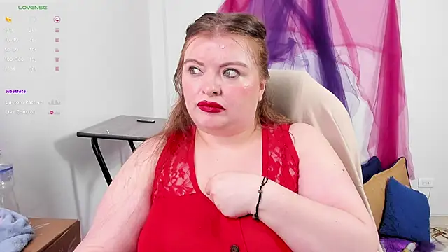 Queensamantha777 online show from February 15, 2026, 3:18 am