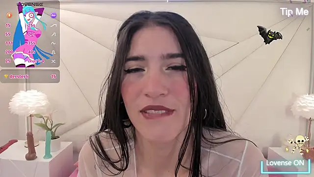 Chlooe Zoe online show from November 23, 2025, 11:53 am