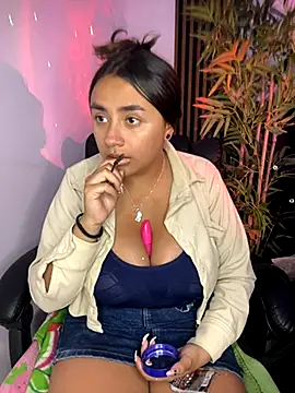 michell boobs  online show from November 22, 2025, 1:32 pm