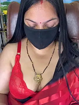 Snapshot of FlatVincy4 chatting on November 25, 2025, 4:07 pm FlatVincy4 online show from November 25, 2025, 4:07 pm