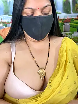 Snapshot of FlatVincy4 chatting on November 11, 2025, 3:51 pm FlatVincy4 online show from November 11, 2025, 3:51 pm