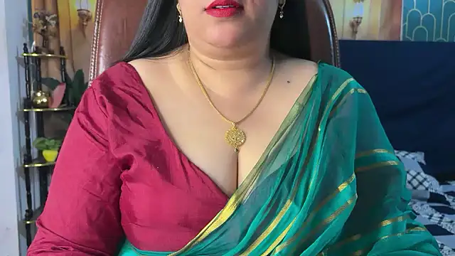 FlatVincy4 online show from April 11, 2026, 7:45 am