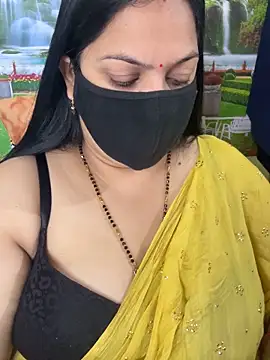 Snapshot of FlatVincy4 chatting on November 4, 2025, 5:11 am FlatVincy4 online show from November 4, 2025, 5:11 am