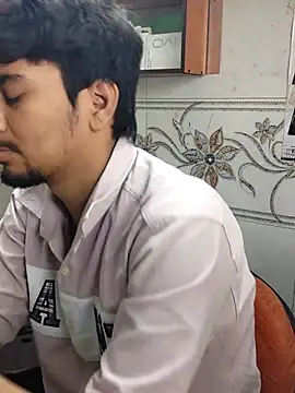 dannyD06969 online show from May 18, 2026, 5:13 am