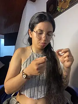 Snapshot of Rosita_forever_ chatting on November 29, 2025, 2:50 pm Rosita forever online show from November 29, 2025, 2:50 pm