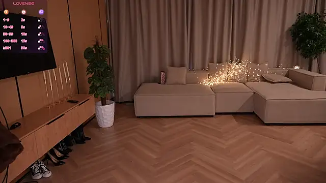 Amelyisthatyou online show from April 7, 2026, 4:03 am