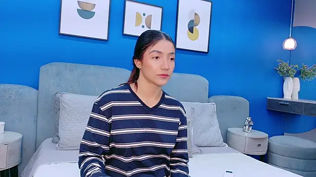 martina roldam online show from January 17, 2026, 9:07 pm