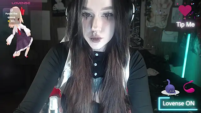 Snapshot of chloe_crystall_killer chatting on April 25, 2026, 5:21 am chloe crystall killer online show from April 25, 2026, 5:21 am