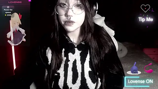 chloe crystall killer online show from November 8, 2025, 5:00 am