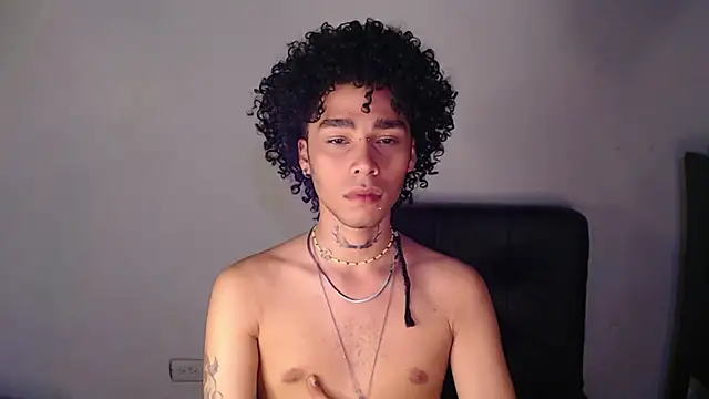 Snapshot of seven7xis chatting on January 24, 2025, 10:11 am seven7xis online show from January 24, 2025, 10:11 am