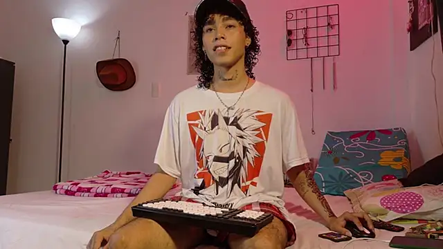 Snapshot of seven7xis chatting on February 5, 2026, 1:23 am seven7xis online show from February 5, 2026, 1:23 am