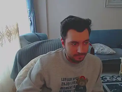 Snapshot of handsomeee04 chatting on February 25, 2025, 11:32 am handsomeee04 online show from February 25, 2025, 11:32 am