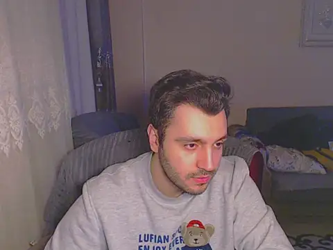 Snapshot of handsomeee04 chatting on February 24, 2025, 10:03 pm handsomeee04 online show from February 24, 2025, 10:03 pm
