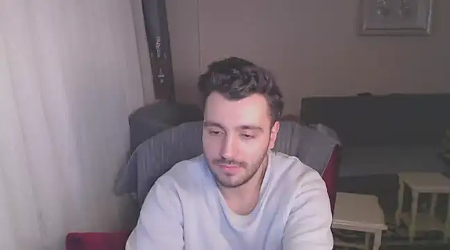 Snapshot of handsomeee04 chatting on March 13, 2025, 3:00 am handsomeee04 online show from March 13, 2025, 3:00 am