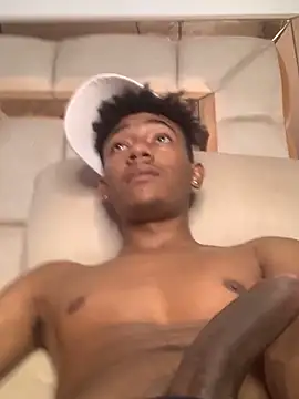 Boy cock18 online show from November 24, 2025, 10:21 pm