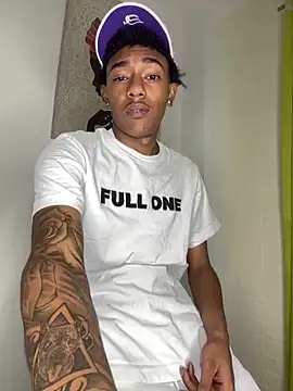Boy cock18 online show from May 18, 2026, 1:50 am