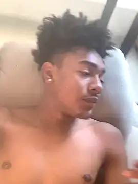 Boy cock18 online show from November 21, 2025, 8:30 pm