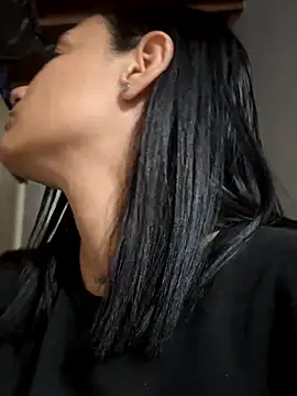 Snapshot of Abril_jones10 chatting on November 22, 2025, 11:25 pm Abril jones10 online show from November 22, 2025, 11:25 pm