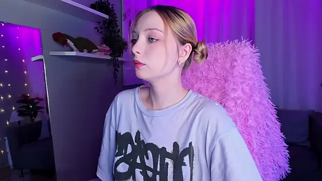 Snapshot of forget_me_not_eve chatting on January 20, 2025, 8:30 am forget me not eve online show from January 20, 2025, 8:30 am