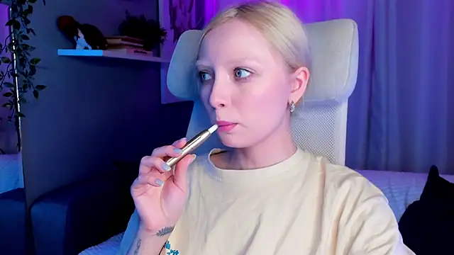 Snapshot of forget_me_not_eve chatting on February 6, 2025, 5:30 pm forget me not eve online show from February 6, 2025, 5:30 pm