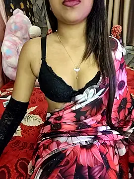 Little  Lia online show from December 3, 2025, 12:59 pm